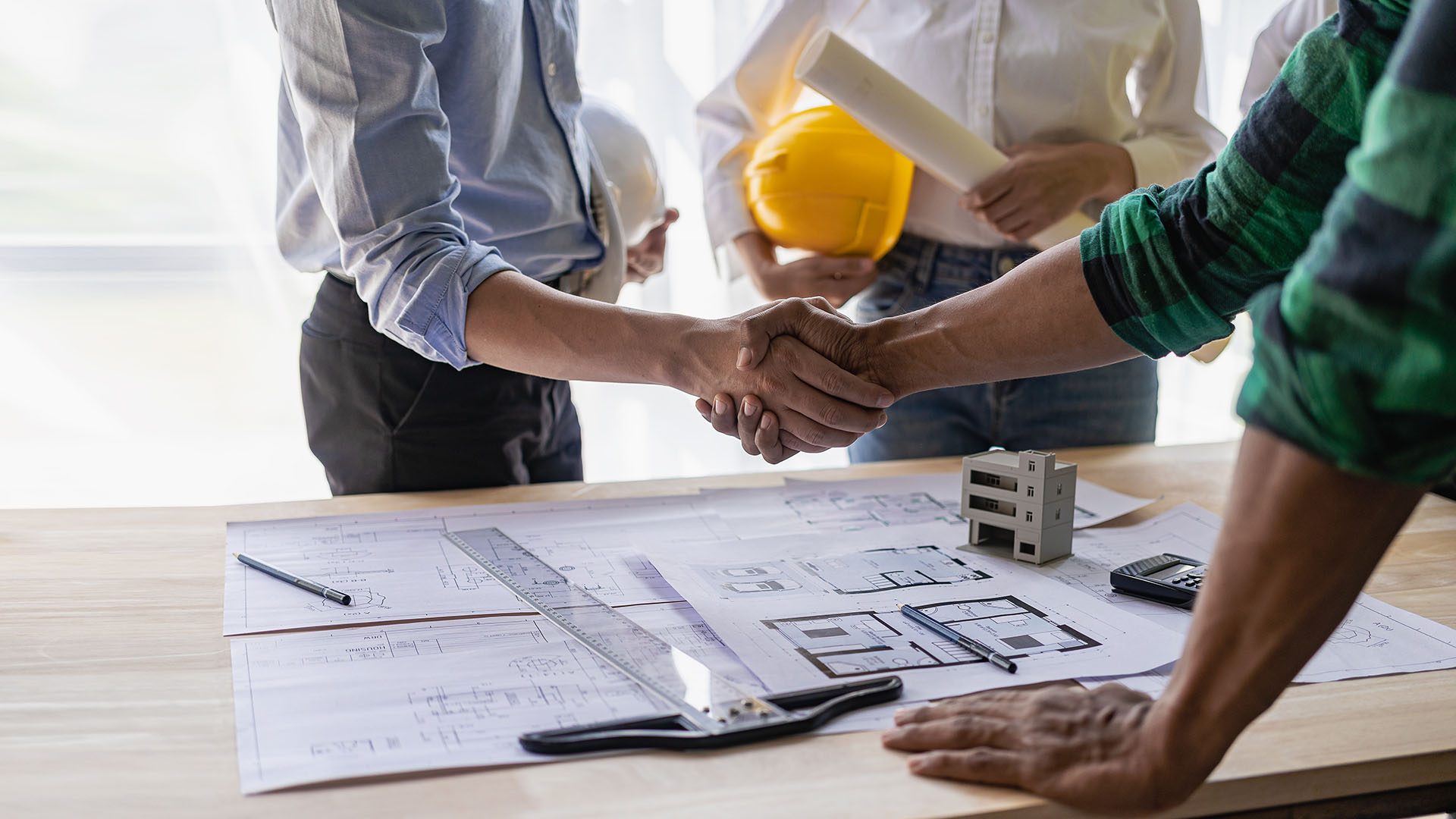 Electricians That Work With Property Managers In Berkley, MI